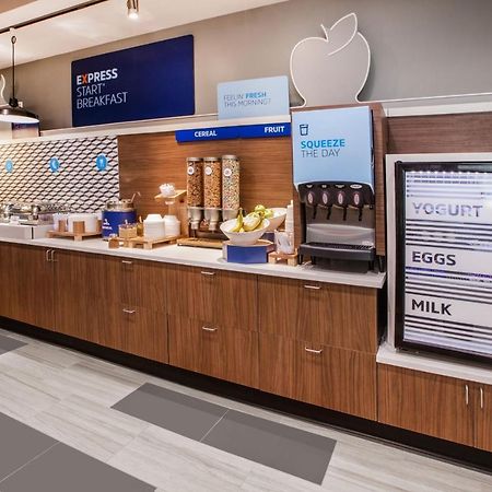 Holiday Inn Express & Suites - Ottawa By Ihg Zewnętrze zdjęcie