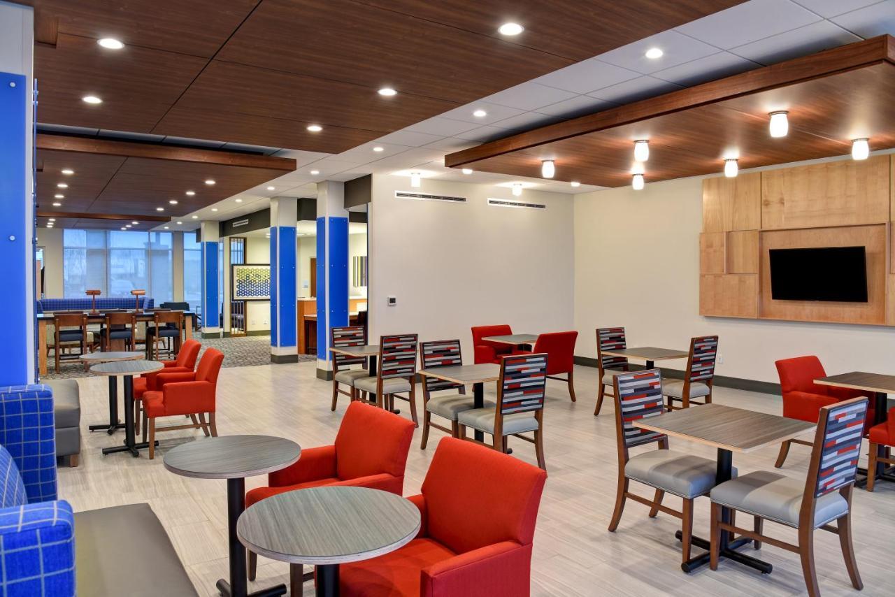 Holiday Inn Express & Suites - Ottawa By Ihg Zewnętrze zdjęcie